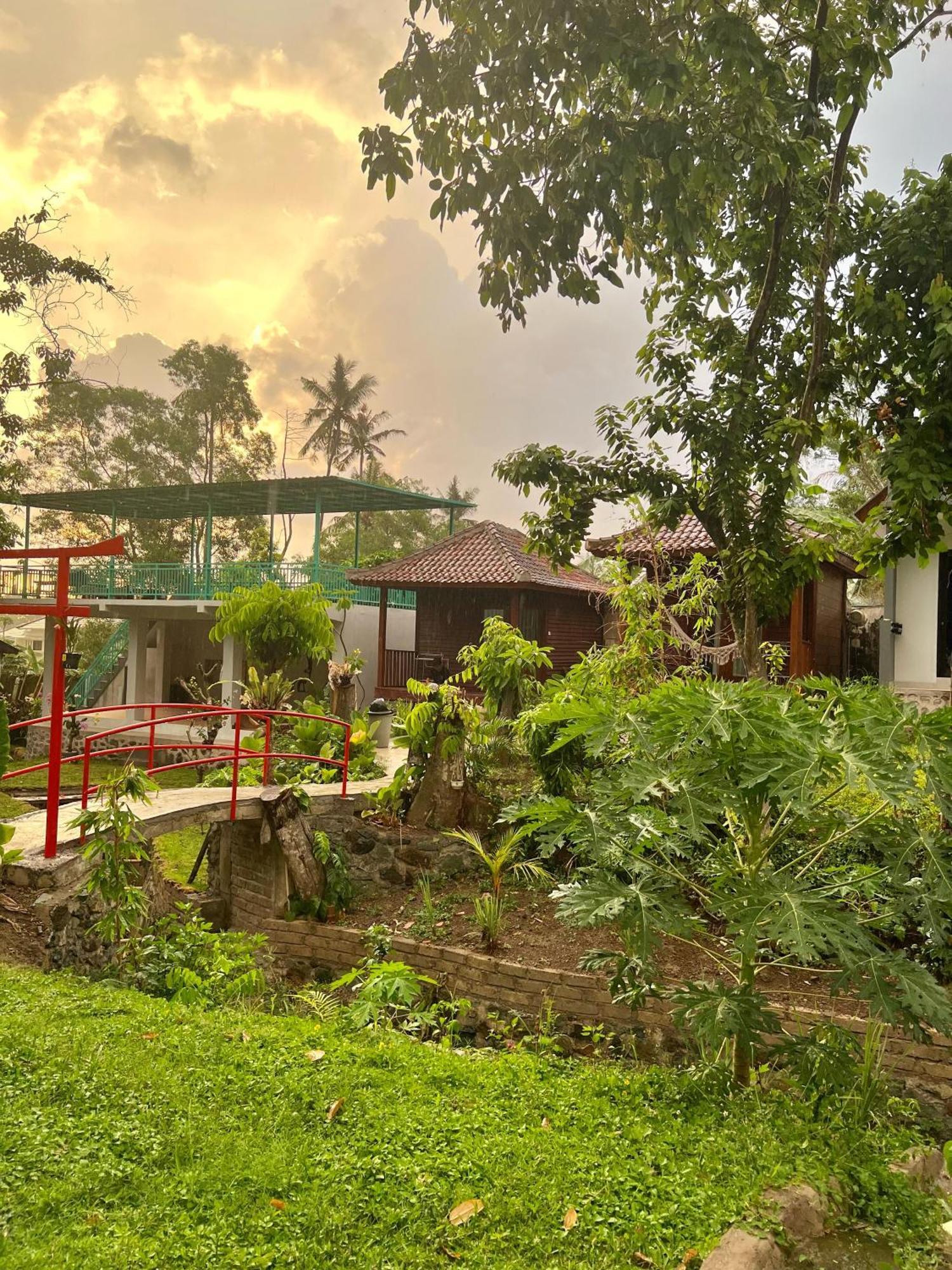 Makarma Resort Lombok Senggigi Extérieur photo
